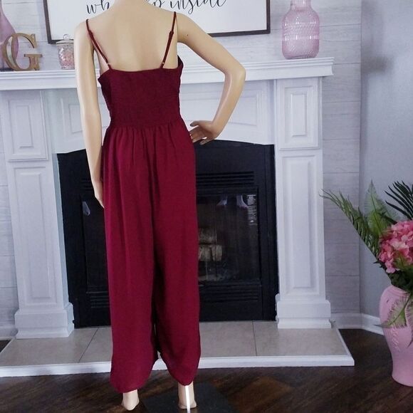 XhilarationĀ WideāLegāJumpsuit - Picture 4 of 9